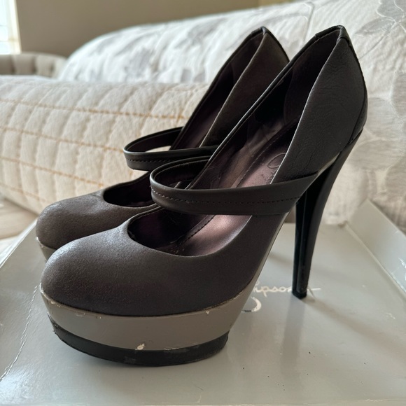 Jessica Simpson Shoes - Jessica Simpson High Heel Gray Size 7